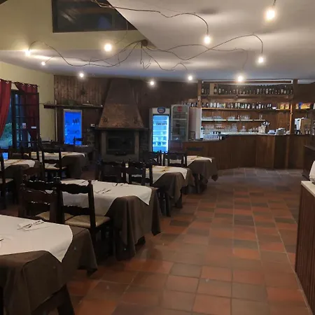 Aparthotel Le Rocce Rosse *